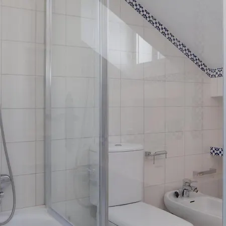 Lovely Townhouse Next To The Beach فوينخيرولا