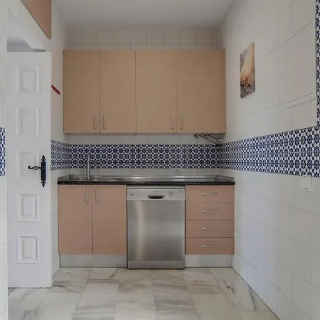 Σπίτι διακοπών Lovely Townhouse Next To The Beach *