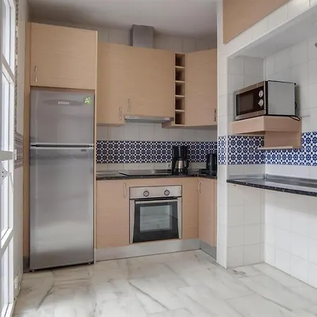 Lovely Townhouse Next To The Beach Σπίτι διακοπών *