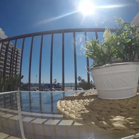 Σπίτι διακοπών Lovely Townhouse Next To The Beach